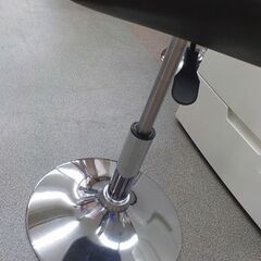 ② 昇降式カウンターチェア レザー調 ダークブラウン 回転式 バーチェア ハイチェア  こげ茶　西岡店の画像