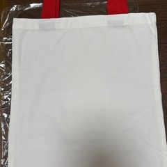 新品未使用品✨キティ❤️トートバック　オマケ付きの画像