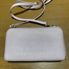 美品　フルラ　お財布ポシェットの画像