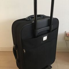 キャリーケースの画像