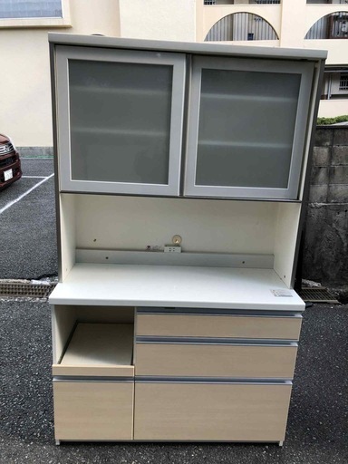 北九州市内配送無料　レンジボード キッチン収納 食器棚