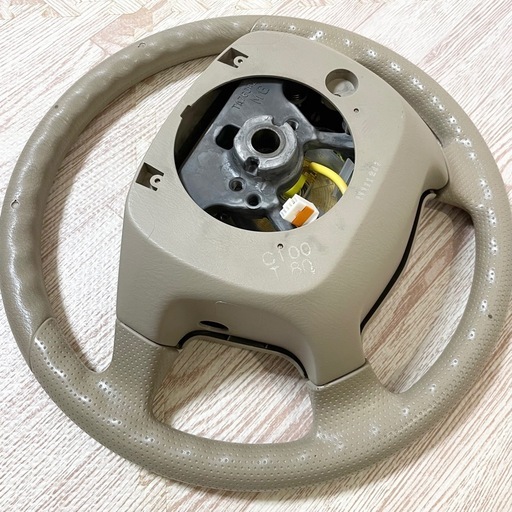 マツダ　MPV LWEW 純正ステアリング