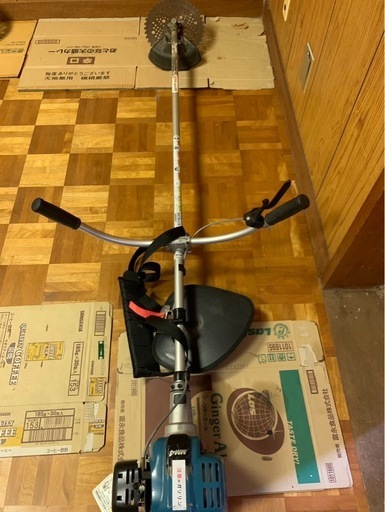 マキタエンジン刈り払い機