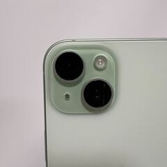 ✨純正バッテリー93%✨ iPhone15 128GB グリーン SIMフリーの画像