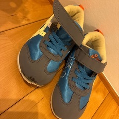 アシックス靴17センチ  ポケモンの画像
