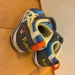 アシックス靴17センチ  ポケモンの画像