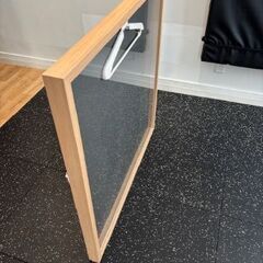ユニフォーム額縁 UVカットアクリル板付き ナチュラル木目の画像