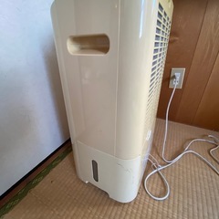 SHARP／空気清浄除湿機／CV-DF100-Wの画像