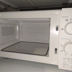 【中古】電子レンジ 18L フラット 白 2000円の画像