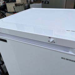 高年式 アイリスオーヤマ 7段 ノンフロン冷凍庫 冷凍ストッカー IUSD-18A-W 2024年製 動作確認済 中古美品 ④の画像