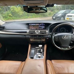 LS600h 車検 R8.8の画像
