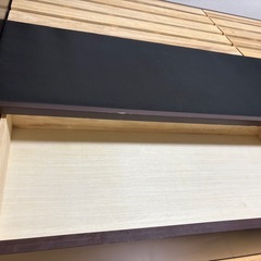 ベッドフレームの画像
