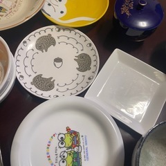 お皿まとめての画像