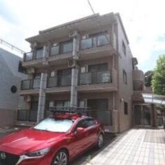 🏡駅まで徒歩圏内　敷地内駐車場有り　生活至便　3LDK賃貸マンシ...