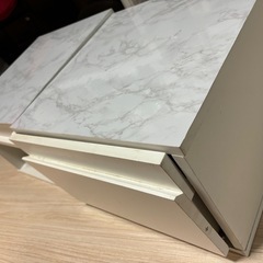 ミラー付き収納家具の画像