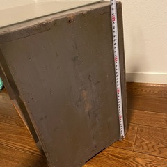 収納棚、ガラス天板付きの画像