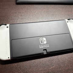 Nintendo Switch(有機ELモデル) Joy-Con(L)/(R) ホワイトの画像
