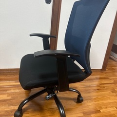 ほぼ新品✨オフィスチェアの画像