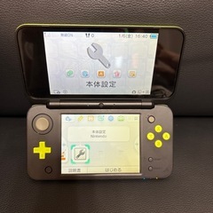 任天堂2DSLL ブラック✖️ライム　マリオパーティ付きの画像