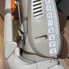 Aprica チャイルドシート 中古 の画像