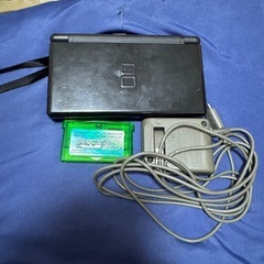 DSライト セット ポケモンエメラルド付きの画像