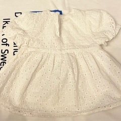 ♪ZARA  ザラ　パフスリーブ　トップスの画像