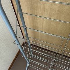 靴用のラックの画像