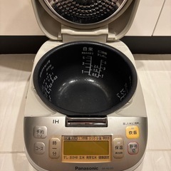 炊飯器の画像