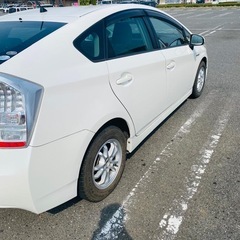 Toyota Prius s 2010の画像