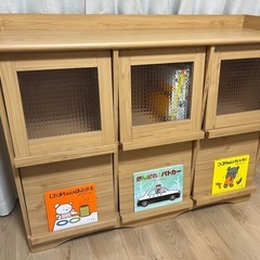 キャビネット 本棚 の画像