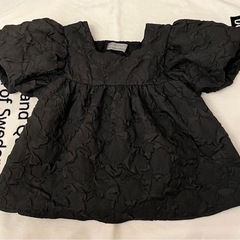 ♪パフスリーブ　ジャガード　トップスの画像