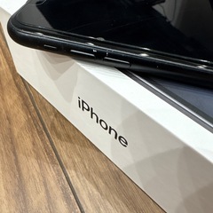 Apple iPhone XR 64G ブラック 本体の画像