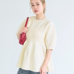 新品‼️coca アイボリー 半袖ニットトップス Mサイズの画像