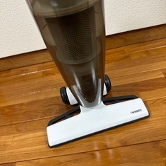 ほぼ新品✨TWINBIRD掃除機の画像