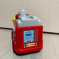 アンパンマン消防車
の画像