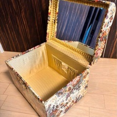 レトロメイクボックスの画像