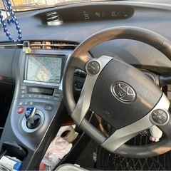 トヨタ　プリウス★車検　ナビ　ETCあり★バッテリー　タイヤ　オイル交換済みの画像