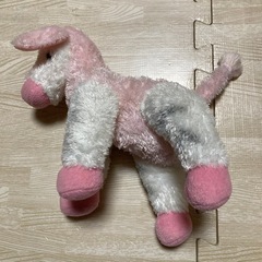 オカピ　ピンク　ぬいぐるみ　希少の画像