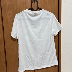 SHEIN Tシャツの画像