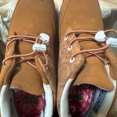 keen チャッカブーツ
の画像