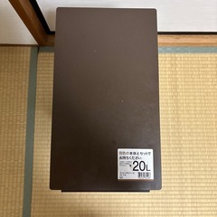 ゴミ箱　の画像