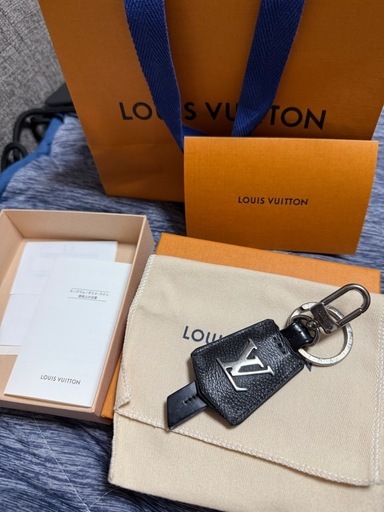 LOUIS VUITTONキーリング