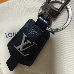 LOUIS VUITTONキーリングの画像
