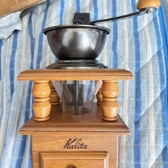 カリタ Kalita コーヒーミル 木製 丈夫な鋳鉄製カッター 銅板ミル CT-5 粗さ調整可能 手挽きコーヒーミル の画像
