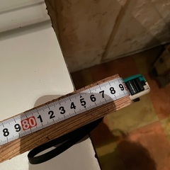 【無料】角材　約45mm×45mm×1000mm5本+約35mm×25mm×89mm1本の画像