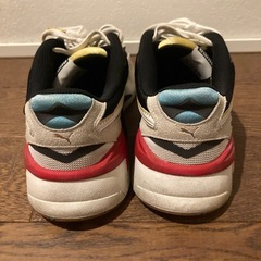PUMAスニーカー27cmの画像
