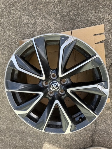 カローラスポーツ純正ホイール