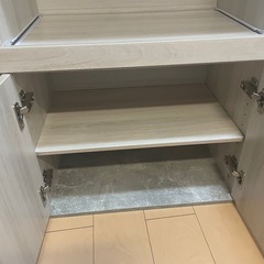 食器棚の画像