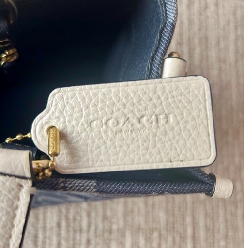 coachショルダーバック