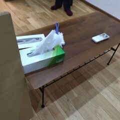 天然木　センターテーブル　高級　リビングテーブルの画像
